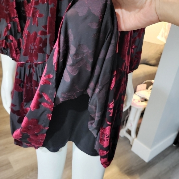 TAYLOR - Burgundy & Black Burnout Floral Velvet Sheath Cocktail Dress - Picture 8 of 14